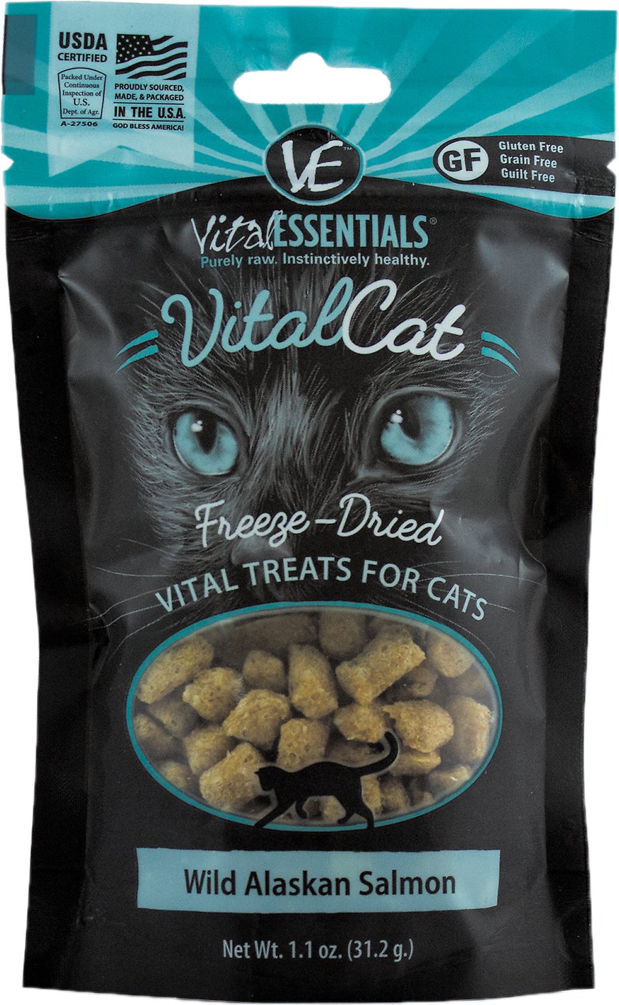 Vital Essentials Wild Alaskan Salmon Freeze-Dried Cat Treats, 1.1-oz bag